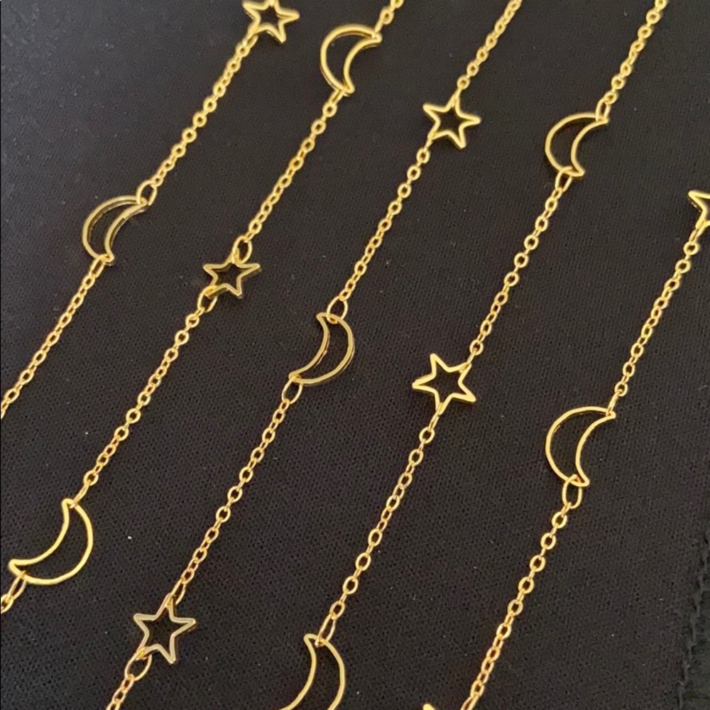 Moon & Stars 18k Gold Plated Mask Chain - Picture 5 of 5